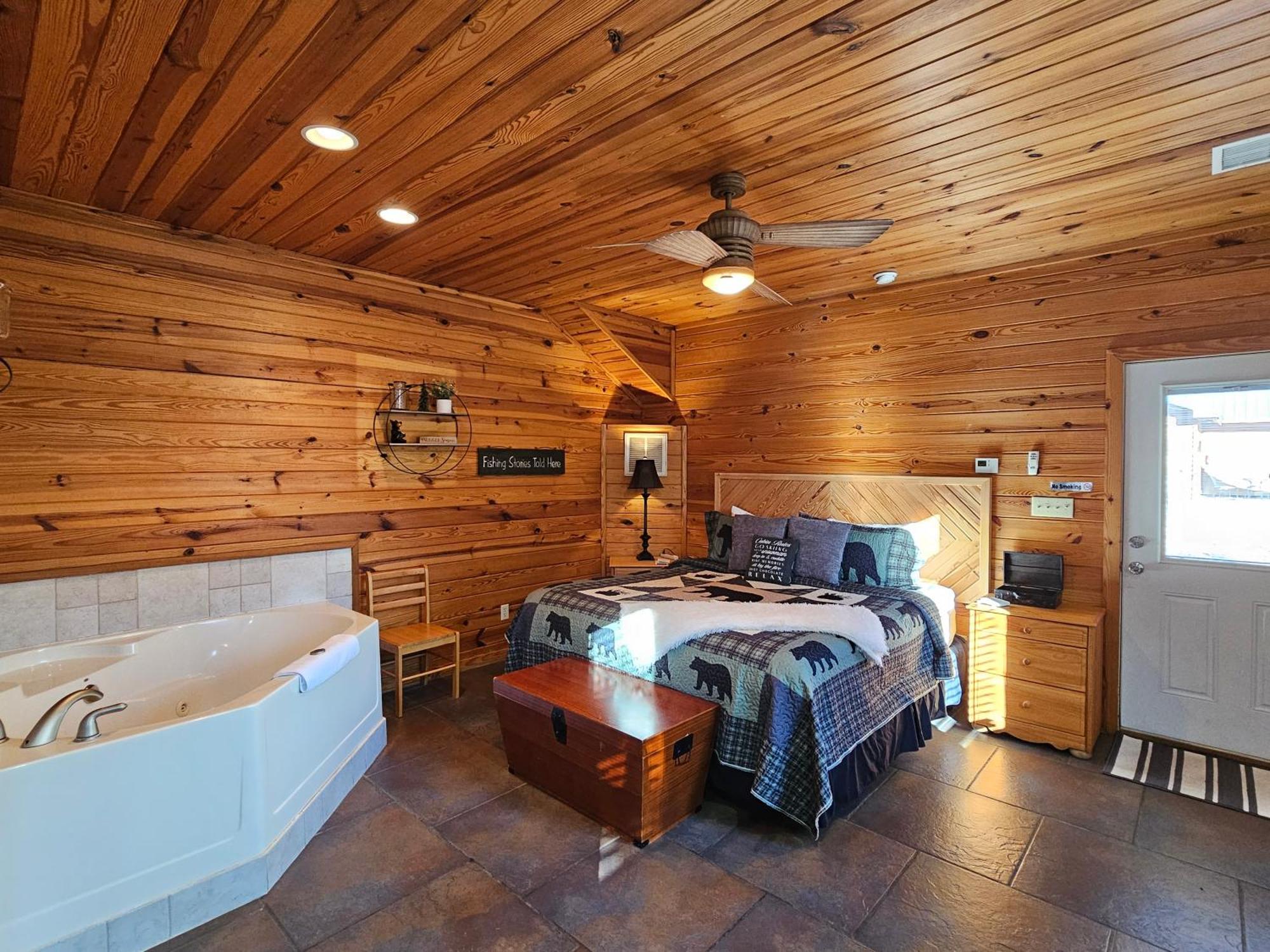 5 Min To Beaver Lake-King Bed-Fire Pit-Jetted Tub #2 Eureka Springs Dış mekan fotoğraf
